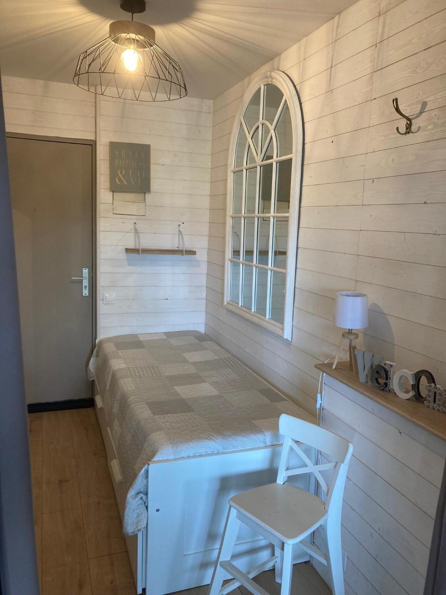 Magnifique Studio Cassis Luaran gambar